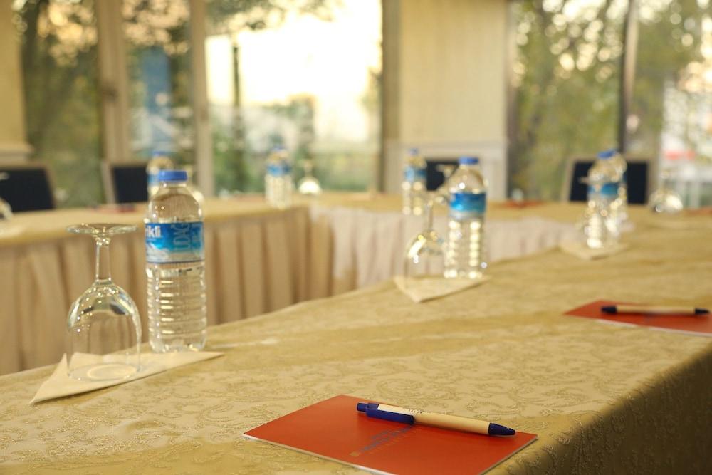 North Point Hotel Samsun Bagian luar foto